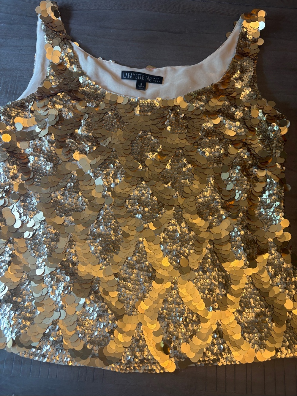 SZ L LAYFETTE 148 GOLD BEADED SEQUIN  
SOARKLY SCOPP NECK GOING OUT TOP